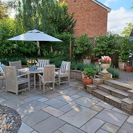 Harlequin B&B Ledbury Exteriör bild