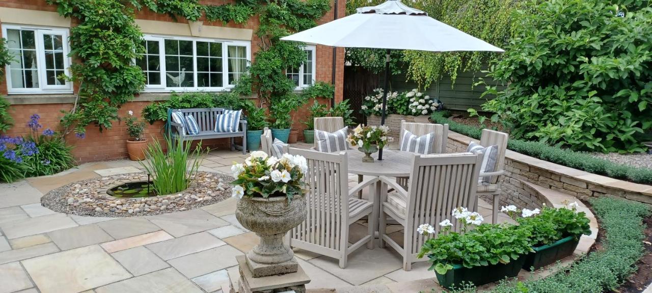 Harlequin B&B Ledbury Exteriör bild