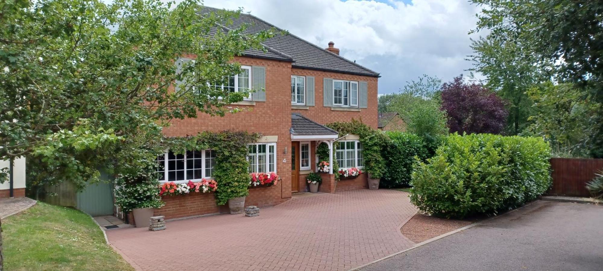 Harlequin B&B Ledbury Exteriör bild