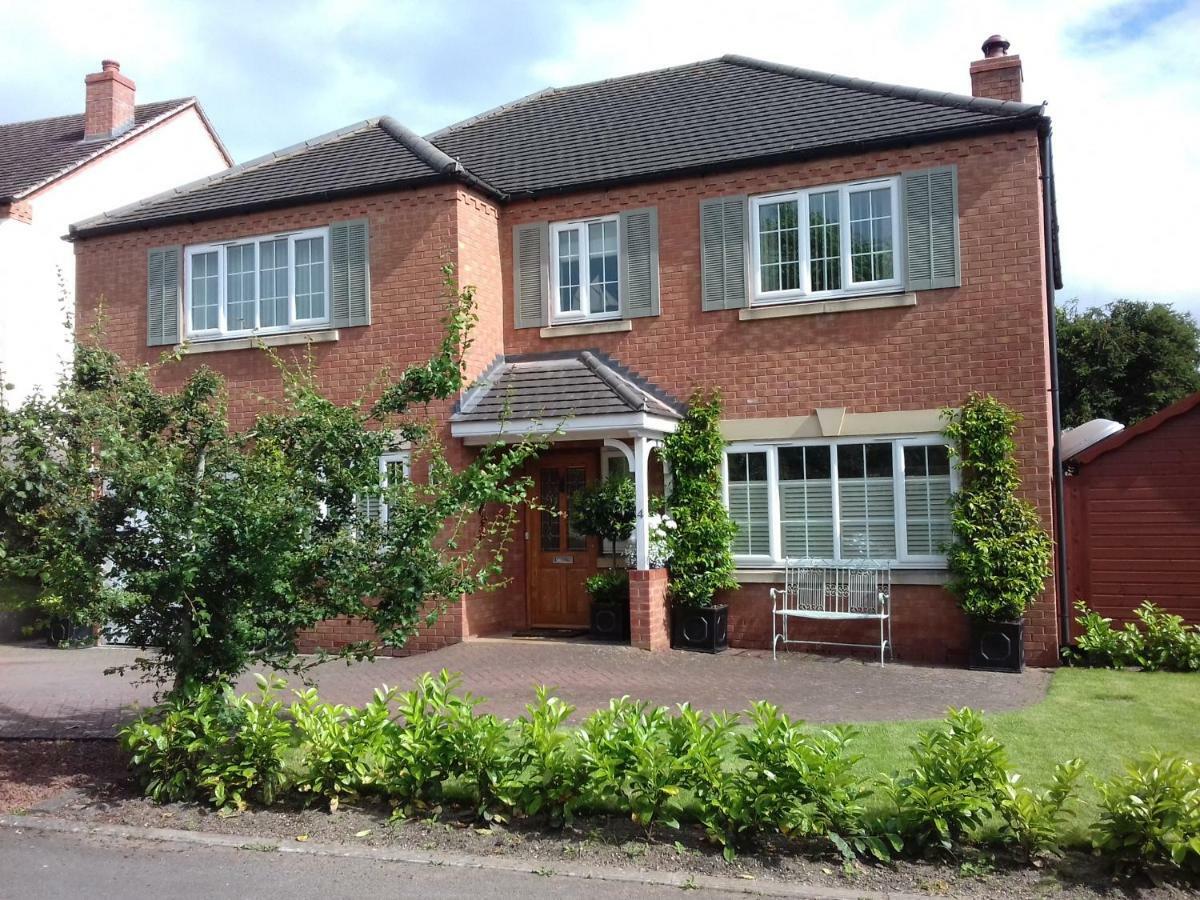 Harlequin B&B Ledbury Exteriör bild